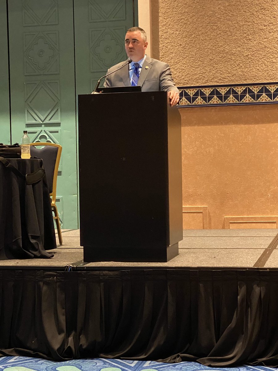 IAFFPresident's tweet photo. Opening remarks for the “Fiduciary Responsibilities for Affiliate Leaders” class.  @IAFFGST stressing the importance of good record keeping and gave examples of common mistakes and pitfalls for Local Treasurers &amp; Secretary-Treasurers. #ALTSHR20 #IAFF @IAFFNewsDesk https://t.co/XVpwUexiZo