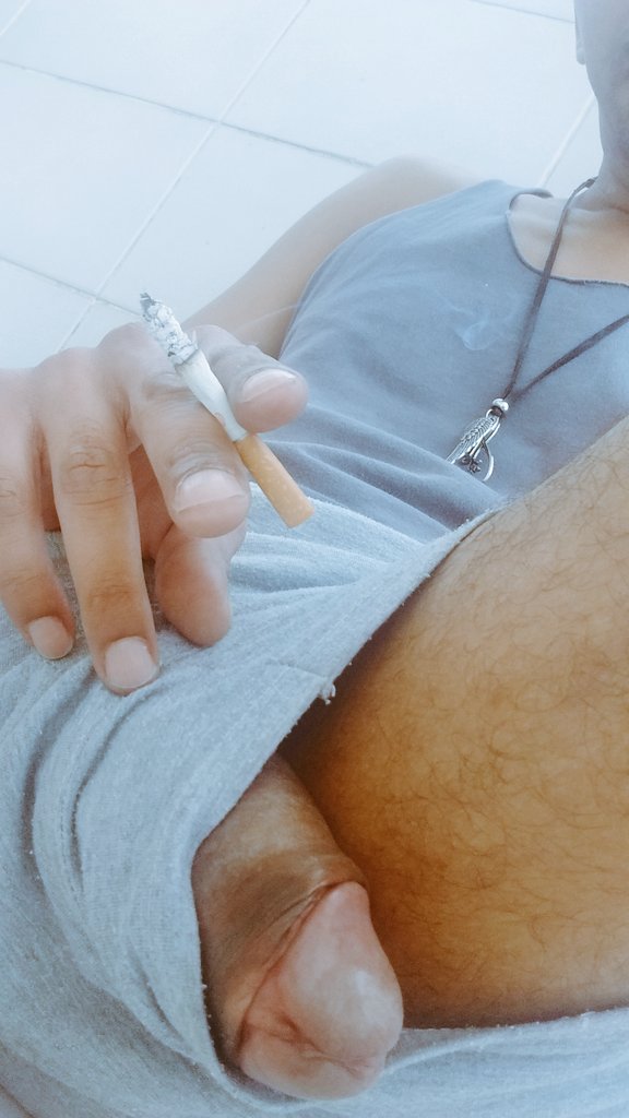 pigguy86's tweet photo. Realizando o fetiche de um seguidor
#gurizaomaloka #foot #pig #oink #semcueca #fetiche https://t.co/79if3jyI29