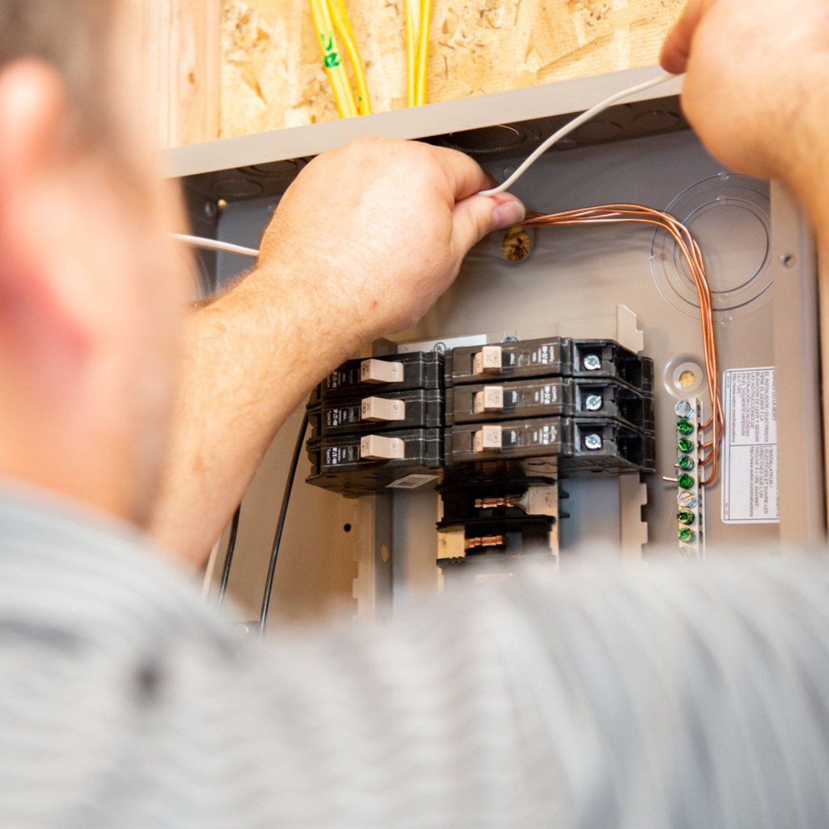 TIC_LLC's tweet photo. I'm ready to use my years of experience to troubleshoot any kind of lighting issue. https://t.co/O1onxyO80W