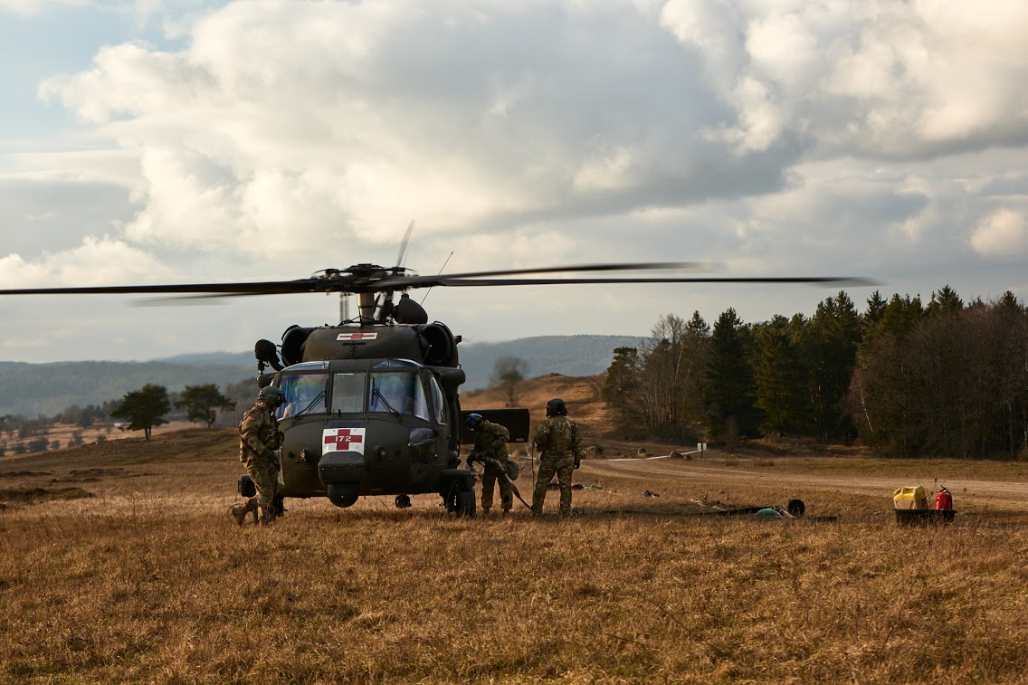 HohenfelsJMRC's tweet photo. A HH-60M Blackhawk belonging to Charlie Company, 2nd Battalion, @3rdCAB lands at a Forward Area Refueling Point during #CombinedResolve XIII yesterday at Hohenfels Training Area. #TrainToWin https://t.co/qSSnFSJIIW