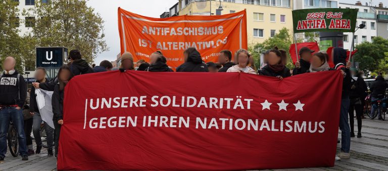 AntifaEdelweiss's tweet photo. Antisemitismus und Antisemitismusvorwürfe
Eine Stellungnahme zu Antisemitismusvorwürfen gegen uns 😒
Eine Stellungnahme zu Antisemitismusvorwürfen gegen uns.
https://t.co/Hbz1M7ZJpi https://t.co/8wlBFXO4Uk