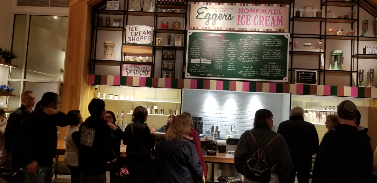 downtownsinyc's tweet photo. Some of the best ice cream in #downtownSInyc can be found at @EggersIceCream. Thanks for hosting The #CinemaConnex Downtown Dinner &amp; A Movie kick off party last week!
...
@sichamber @NYC_SBS https://t.co/dFfi2xUGLK