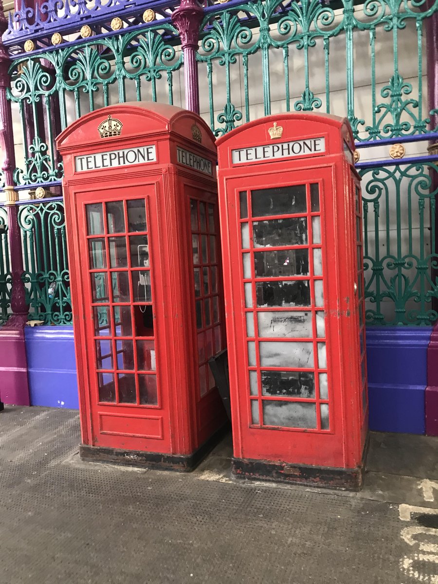 AndrewFrishman's tweet photo. Found some cutting edge technology on the street here in London!... Excited to be here in London at @Bett_show representing @ImBlazeBPL "ImBlaze" by @bigpiclearning Big Picture Learning in the Global EdTech Startup Awards 2019 Finals by @MindCET #leavingtolearn #leavetolearn https://t.co/b9WlbLJEY5