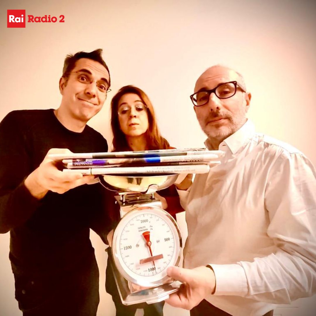 RaiRadio2's tweet photo. Quanto pesano le notizie? Scoprilo tutte le mattine con @CaterpillarAM. Chi ritwitta sarà più leggero per tutto il 2020!

@FSolibello, @nonsolomamma e @marcoardemagni sono ON AIR dalle 6 alle 7:30 su #Radio2 📻 https://t.co/KlqKNNPpx7 https://t.co/JEx194gb8i
