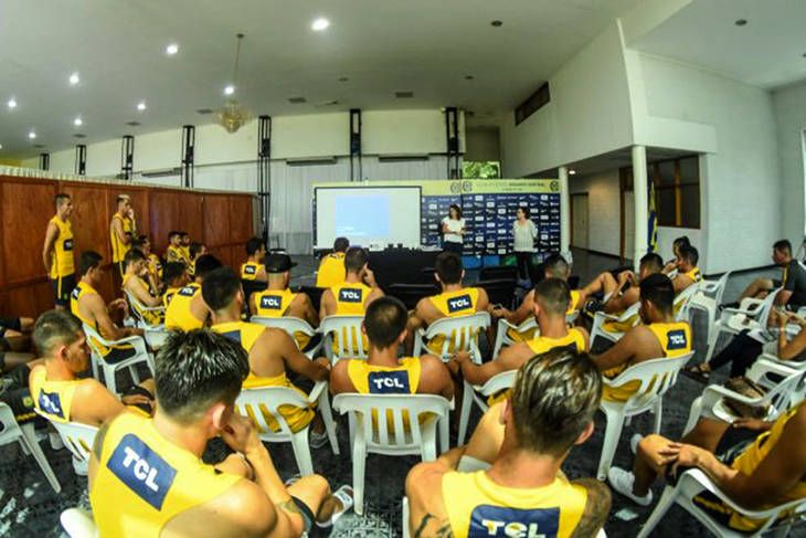 tiempoarg's tweet photo. El gobierno prepara un proyecto de ley que establece capacitaciones obligatorias con perspectiva de género para deportistas. https://t.co/dADtBrQ8gh https://t.co/7mt8NAE7eY