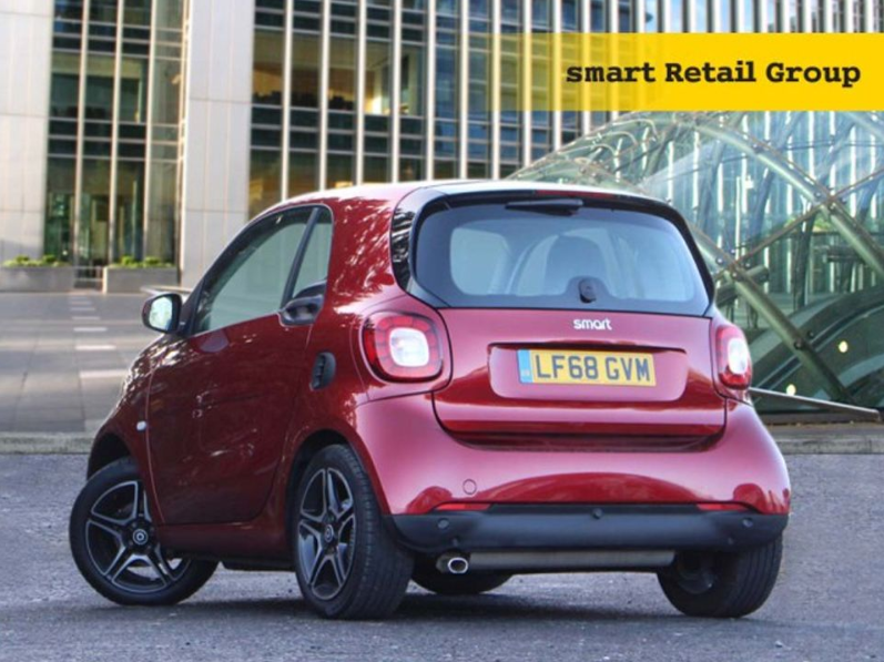 smartRetailG's tweet photo. It’s time for today’s featured smart, a 2018 (68) smart fortwo turbo edition in red.

This smart fortwo has an automatic gearbox and a 0.9L petrol engine. Key features include the panoramic sunroof and black leather upholstery.

For more information on this car, message us. https://t.co/6dBeSYjIB4