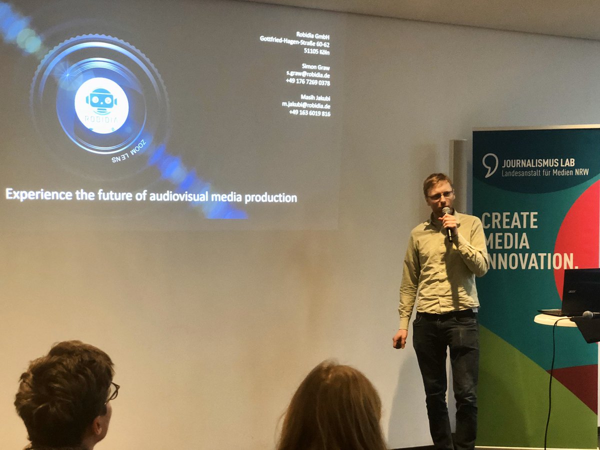 ra_lf's tweet photo. Heute für #MehrRadio @podcast4DUS & #StreamD beim Media Innovation Day der @LFMNRW 🎤🎧📻 #createmediainnovation #MID20 #JournalismusLab https://t.co/ghWXQVYc10