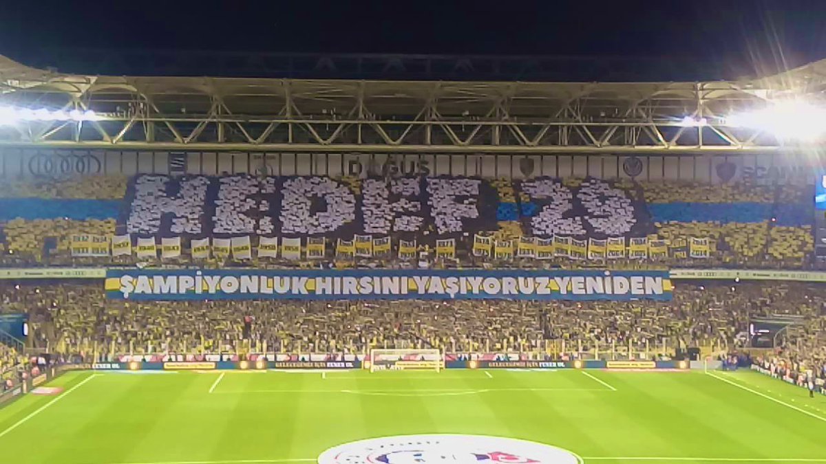 unigfborg's tweet photo. YEMİN ETTİK BİZ BU SENE, BOYUN EĞECEK HERKES FENERBAHÇE’YE! https://t.co/whL2ksaJiT