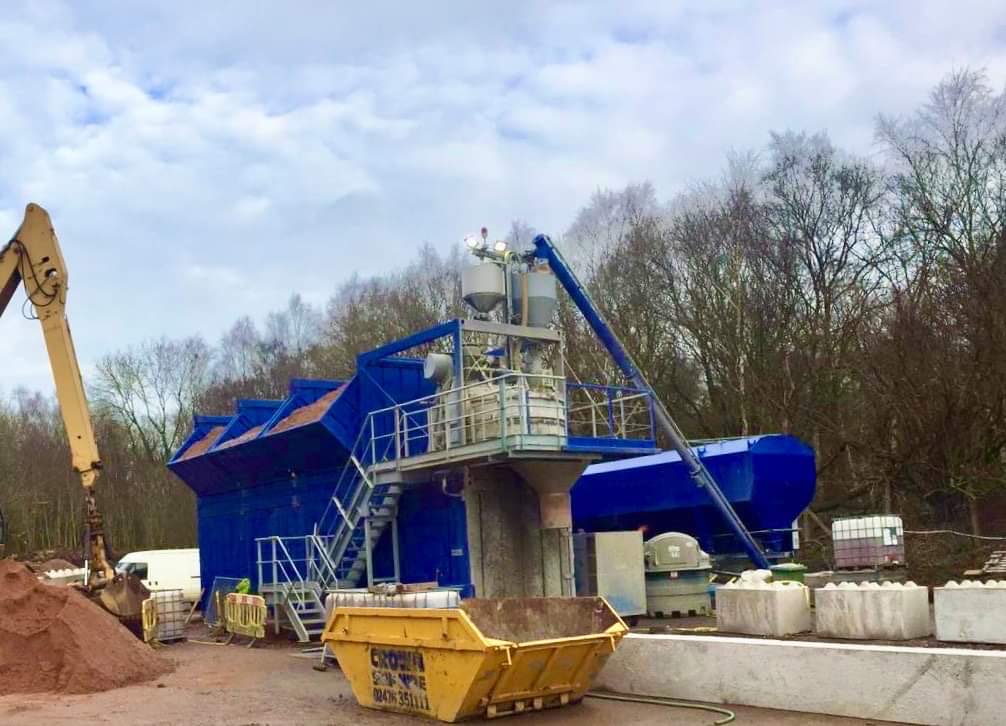 MCT_USA's tweet photo. #MCT is Worldwide!
🇬🇧Nuneaton, Birmingham (UK): Our containerized mobile plant just installed for the production of lego blocks, ground beams, concrete panels and… foundation for the new precast factory that will be build in 2020!

#mobileplant #precast #concrete #2k20 #UK https://t.co/zBrupl3qQv