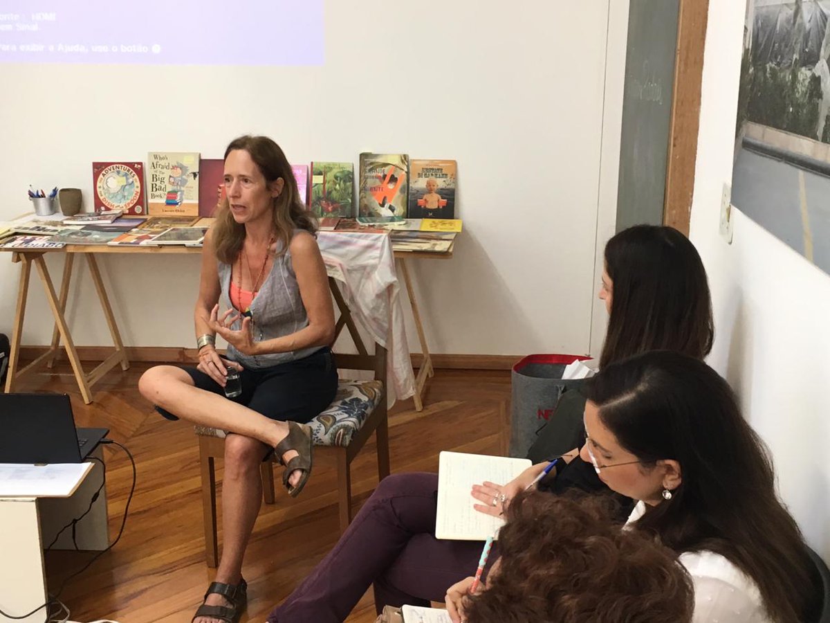 ATombada's tweet photo. Hoje! Curso com Michaella Pivetti sobre a infância e o design. 💎❤ https://t.co/qXN6MN5Pcu