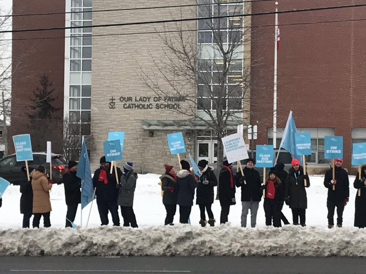 di_fonzo's tweet photo. United!  From Our Lady of Fatima!  #tect #oecta #Solidarity https://t.co/niH6L5NKMg