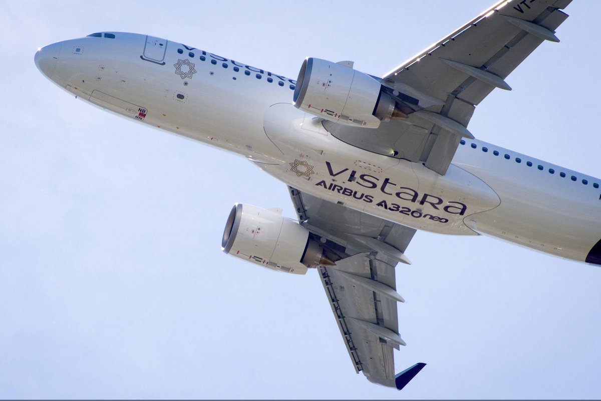 Getconnaero's tweet photo. Vistara determined be first airline in India with inflight WiFi https://t.co/amOY8nPich https://t.co/ebLBhhsBWO