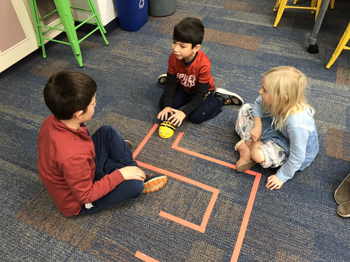 MrPicard_HES's tweet photo. Back to work after #fetc2020 and kindergarten is working on their coding skills with #BeeBot #HEStem #SparkLab #HappyHillendale https://t.co/jqKjzE8D7S