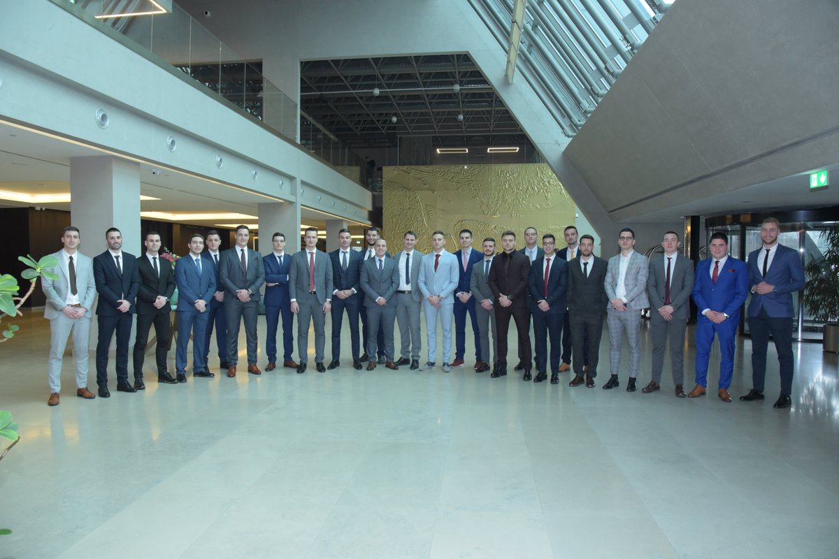 Delta_Holding's tweet photo. Nova generacija Mladih lidera je tu! Dobro nam došli!
#deltaholding #mladilideri #novageneracija #mismodelta https://t.co/C5QReSjeqQ