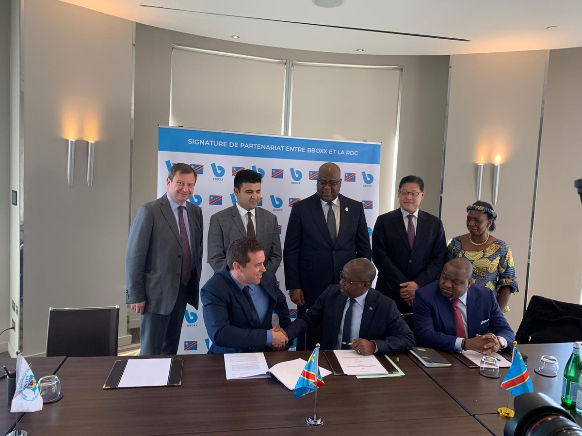BBOXX_RDC's tweet photo. C'est un honneur pour @BBOXX_RDC d'annoncer la signature d'un partenariat avec le gouvernement de la #RDC pour apporter de l'énergie fiable abordable et propre à 10 millions de personnes. Cet accord a été présidé par le Chef de l'Etat. @Presidence_RDC #Energie https://t.co/wEDrCyus0X