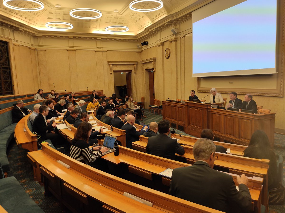 Le #Parlementrural 🇫🇷 à l'<a href="/AssembleeNat/">Assemblée nationale</a> pour une audition avec les parlementaires de l'AN et du <a href="/Senat/">Sénat</a>. 

"Nous entendons travailler ensemble pour faire entendre la ruralité dans les politiques publiques"
