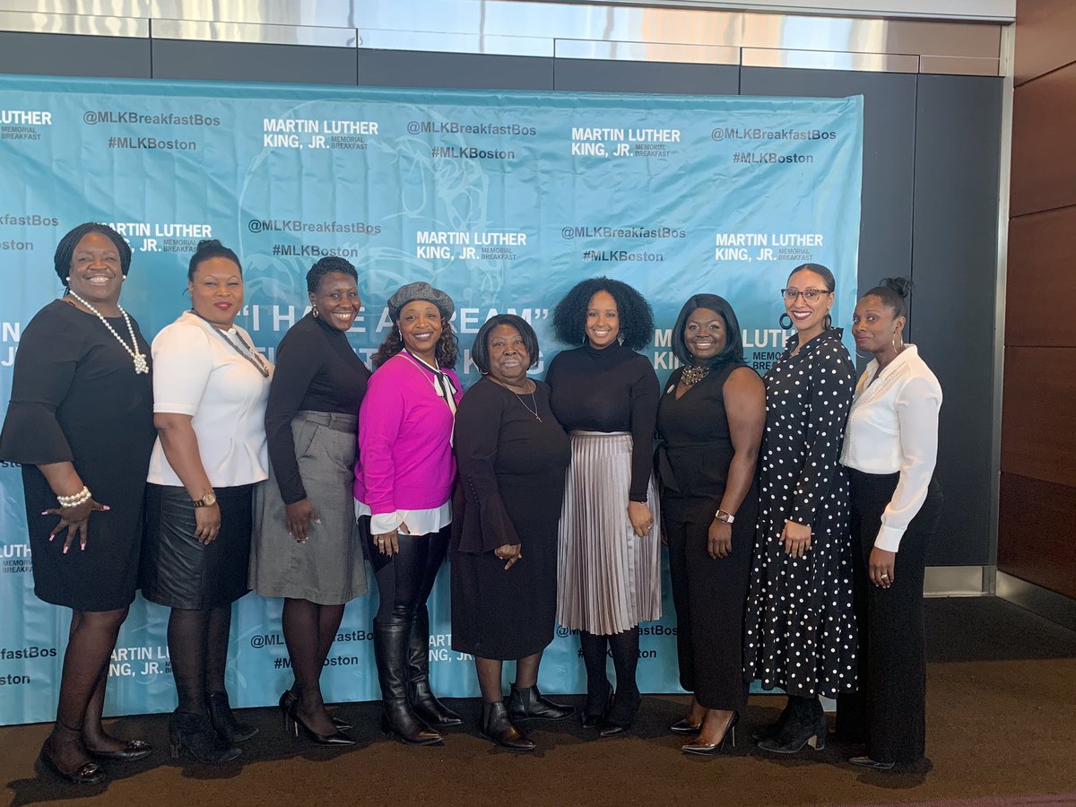 CVSocialWorkers's tweet photo. A couple of our members attended the #MLKBREAKFASTBOS in honor of Dr. King’s legacy. #socialworkers https://t.co/hSSaNEwGdF