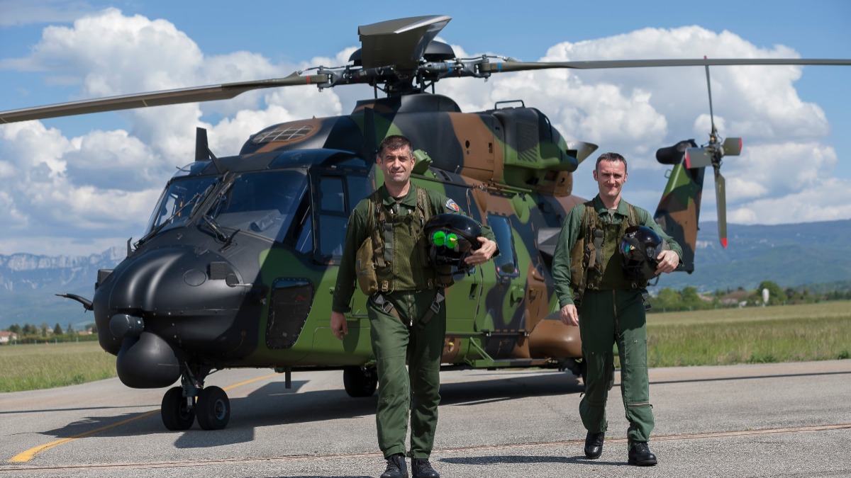 ThalesDefence's tweet photo. [#Air] 🚁 During #CriticalMissions, do you place your bets on luck 🍀 or on the right control and management #equipment? https://t.co/HzH3N8C9x7 https://t.co/gqu5LEwVKu