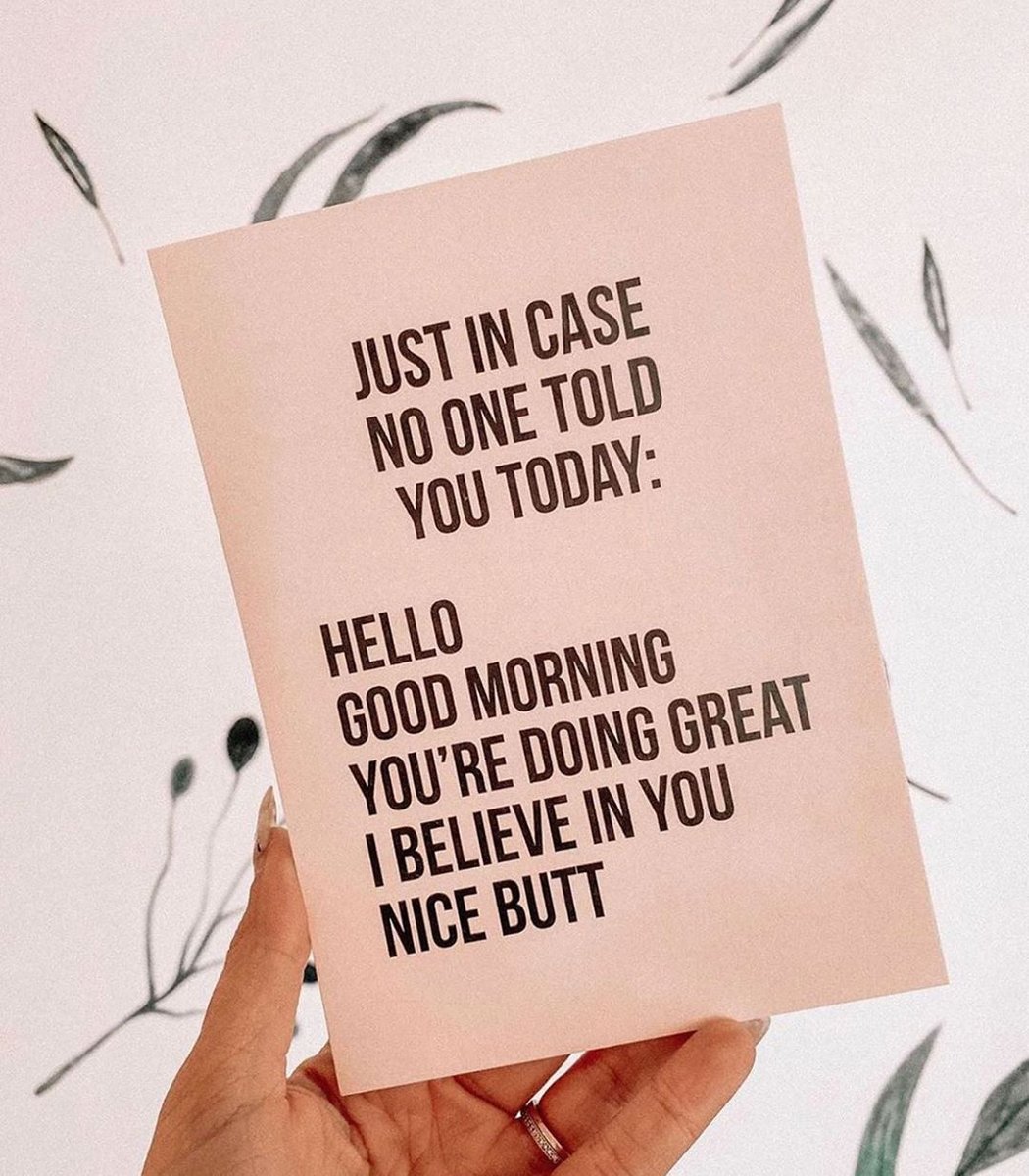 Here at @HBFIT, we're the kind of team who makes other women want to up their game. We all rise by lifting others 😉🍑 

📷: @thebirdspapaya