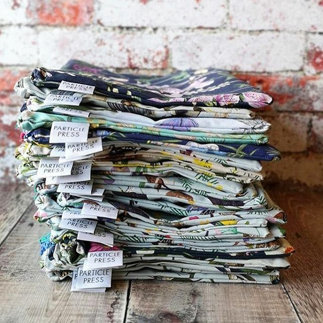 A satisfying pile of zip bags, thanks to the lovely @wadingbirdbags who has been helping me out recently. A very talented seamstress, who never fails to make me laugh! I’ve been planning and sorting this week, and starting to compile all the orders for o… ift.tt/36hxSOW