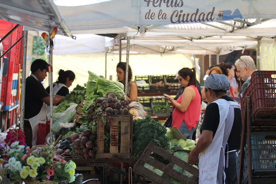 ¡Conocé la Feria Itinerante de Abastecimiento Barrial FIAB más cercana a tu casa! ➡️ bit.ly/37hvngP