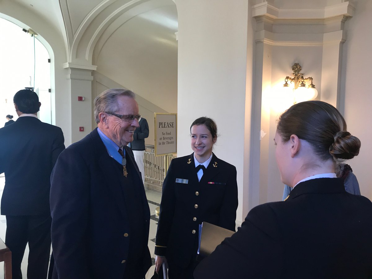 MohMuseum's tweet photo. It was an honor to speak at the @USNALeadConf today and meet with students from across the country. Thank you to the @NavalAcademy for giving us the chance to talk about the importance of mentorship and character development! #MoHMuseum #MedalOfHonor https://t.co/HXqMxpxBMo