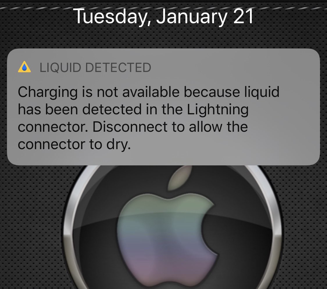 HFlavor512's tweet image. When you accidentally throw your phone into the washing machine with the laundry... 🧺 📱 🤦‍♀️ #SpinCycle #TuesdayTroubles