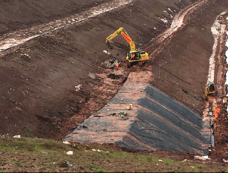 Our installations officers have been visiting residents living near #PoplarsCannock today to deliver the latest newsletter about what's happening at the site. Read here ow.ly/sEfI30qb6rJ to find latest updates. @AmandaMillingMP <a href="/CannockChaseDC/">Cannock Chase Council</a> <a href="/HednesfordTC/">Hednesford Council</a> @paulewoodhead