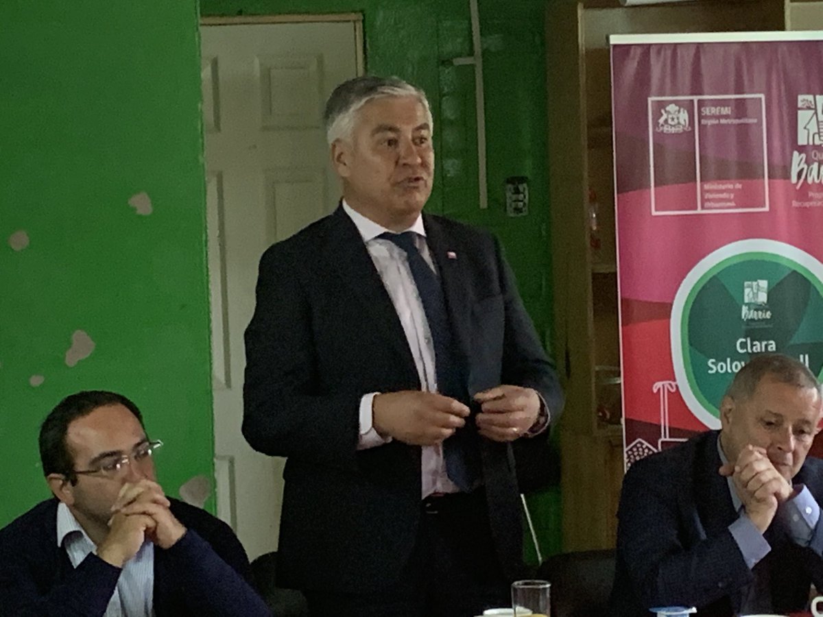 DPPTalagante's tweet photo. A esta hora nuestro Gobernador #CesarCorrea participa del proyecto Yo Quiero mi Barrio  en Clara Solovera junto a diversas autoridades  y dirigentes vecinales de la comuna . Este proyecto es financiado por Minvu #quieromibarrio @Minvu https://t.co/INPxoprdlL