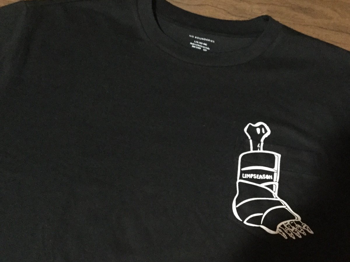 NoahsFaja's tweet photo. Shout to @ReeseDaGod23 for the #LimpSeason gear💥
Go crazy Szn 3 bro #RunTheDistrict #SaylessGang ⚡️ https://t.co/L56CS6EAN0