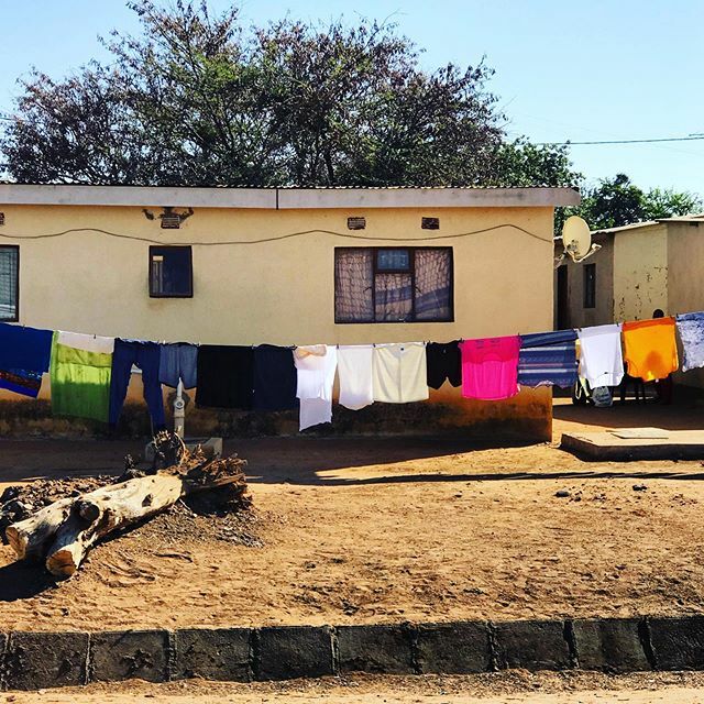 CharlotteLandy's tweet photo. Line Day #ClothesLine #Laundry #Botswana #Kreview https://t.co/KMIRoa6NIV