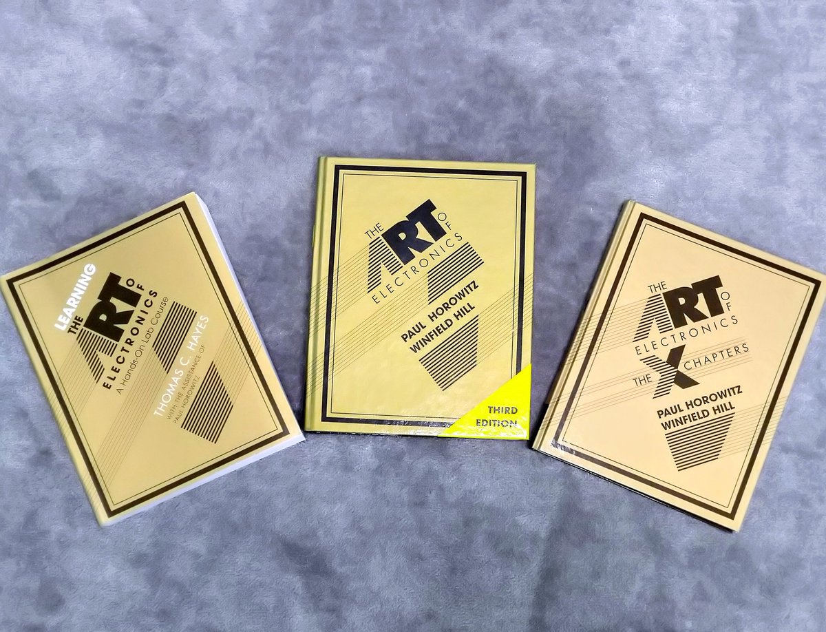 ElektronikLabor's tweet photo. Die Dreifaltigkeit des Elektronikwissens ist komplett. Jetzt fehlt mir nur noch Zeit es zu lesen ;)
#TheArtOfElectronics #ArtOfElectronics #TheXChapters #XChapters https://t.co/UZFcZE6vsx
