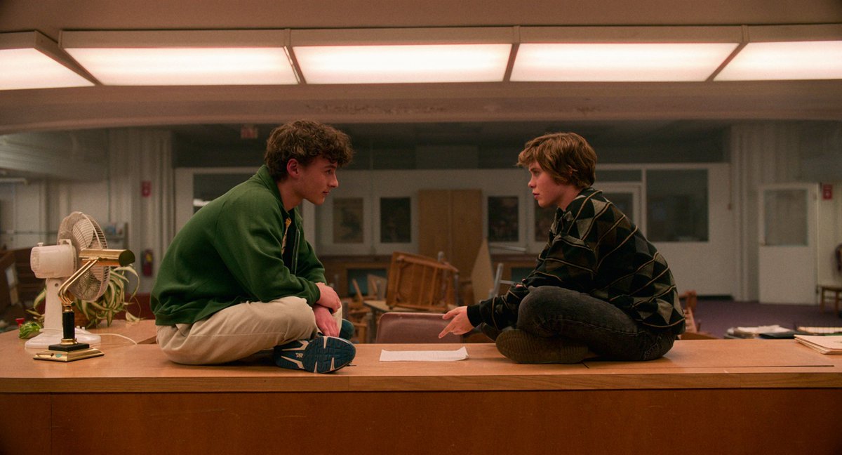 NetflixBrasil's tweet photo. Primeiras imagens da série I Am Not Okay With This, do diretor de The End of the F***ing World e dos produtores de Stranger Things, ou seja: ATENTA.
Estreia dia 26 de fevereiro. https://t.co/J6wsrwQprA