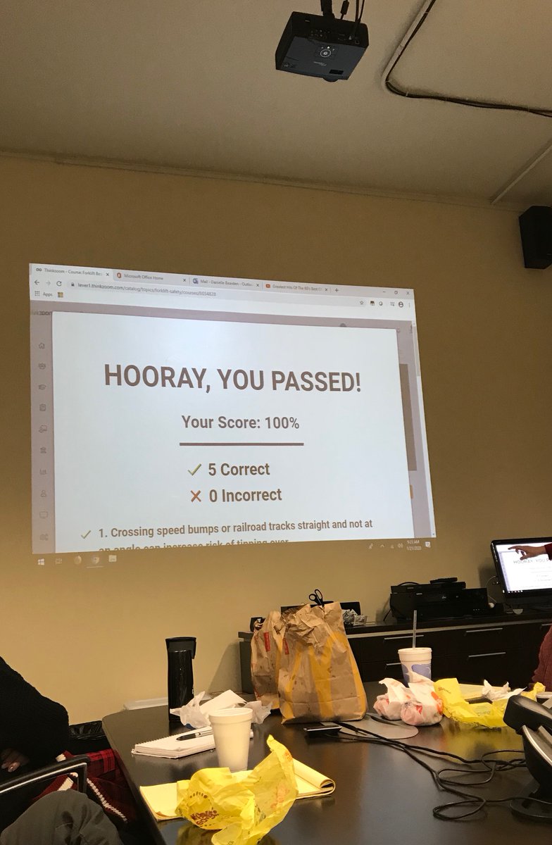 Lever_1's tweet photo. Happy #TrainingTuesday from the Lever1 team! We are discussing the various safety training we have available to our clients! #safetymonth #OSHA #themoreyouknow https://t.co/ysykl5LxUe