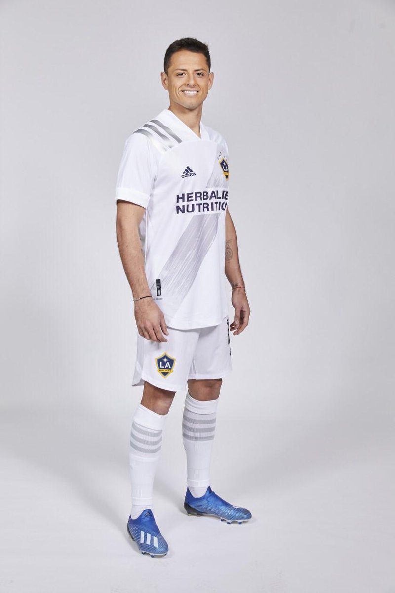 11cracksMX's tweet photo. Rómpela crack! @CH14_ 💪🏽🇲🇽
@LAGalaxy_Es https://t.co/aH87RVM60U