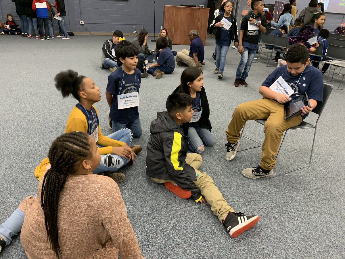 TeachBenitez's tweet image. Our Bulldogs represented Purple Sage well at the @GalenaParkISD Science Survivor Series! They had so much fun preparing and competing in this challenge against other elementary schools in our district. #GoBulldogs #PSEstrong #ElemSTEM #ElemScience