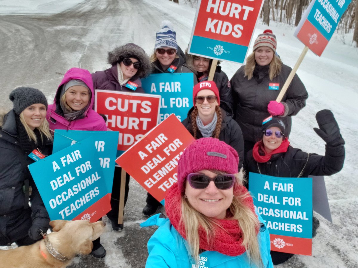 busca_s's tweet photo. #ETFOstrike https://t.co/ei2blluO7c