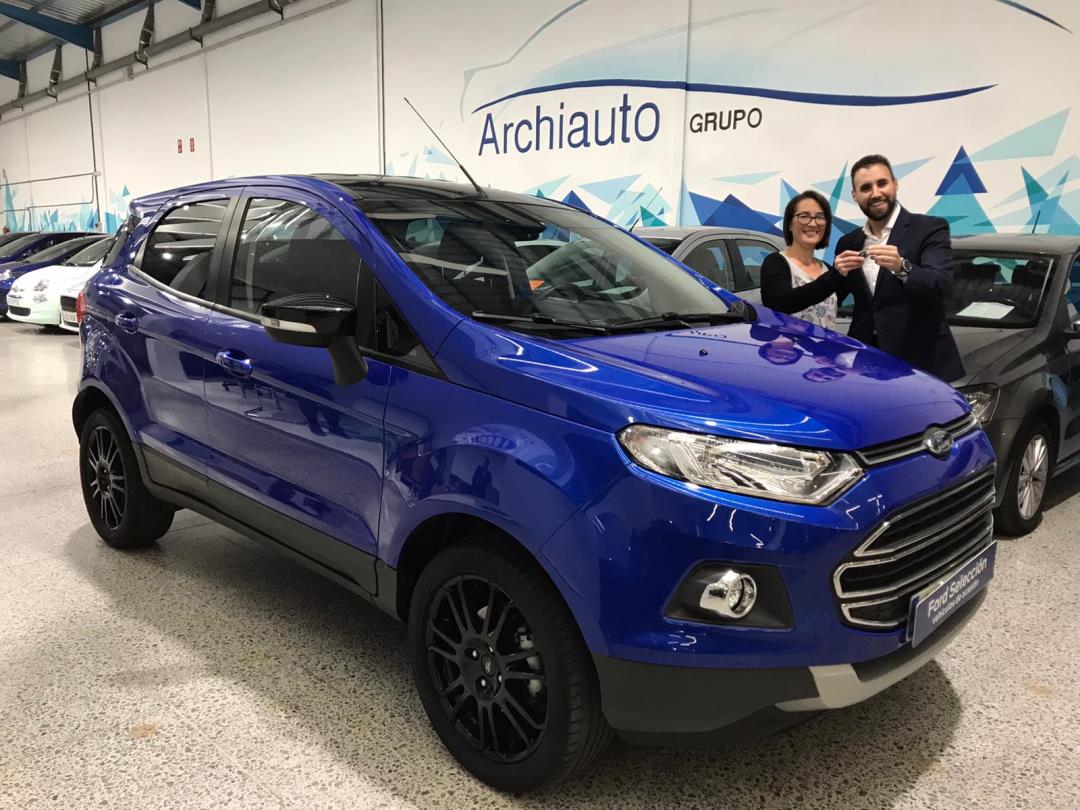 Archiauto's tweet photo. Nuevas entregas de #VehículosDeOcasión 👏.
#TourneoCourier #FordEcosport #FordCMAX #FordSelección #Archiauto #MomentosArchiauto #Gracias https://t.co/XwdPdURzsx