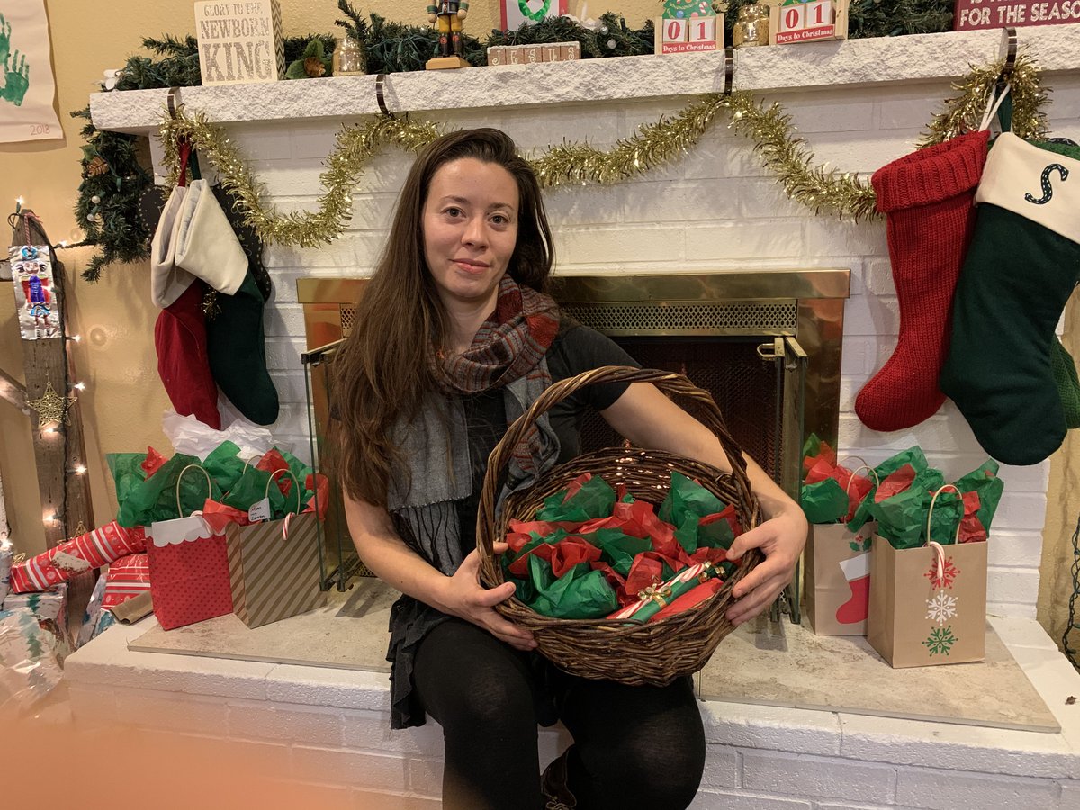 SOHempSolutions's tweet photo. 2019 was a big year for #hemp in America. It was also a huge year for me in my career as a #cannabis herbalist and activist. After losing a family member to #cancer right before Christmas last year, I’m more inspired than ever to help normalize cannabis use with #cbd 💕✨🌱 https://t.co/4nN0BKXSho