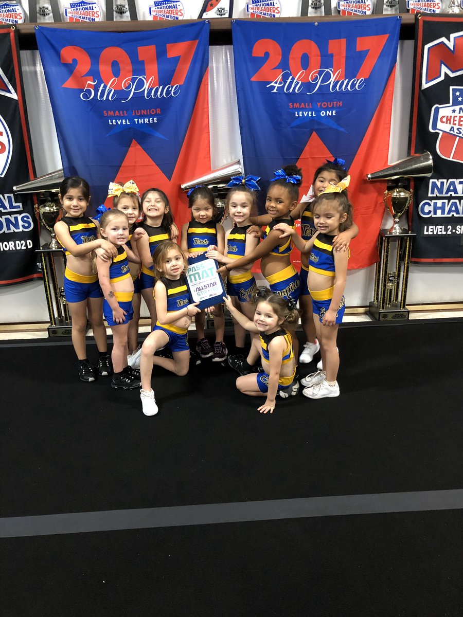 texasempirehit's tweet photo. Huge shoutout to our Tinyโs Ferocious. They had an amazing practice last night. They canโt wait to head to San Antonio this weekend. They are definitely #allstarstrong
#passthemat
@VarsityAllStar https://t.co/XVQEVb8eh4