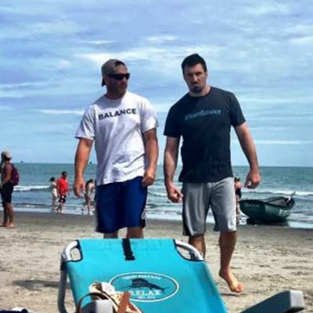 JiuJitsuMatrix's tweet image. Happy birthday to my big beach buddy Bill Thanel!!!! @brownbeltbilly #bjj #beach #badass #philly #margate #muaythai #jiujitsu