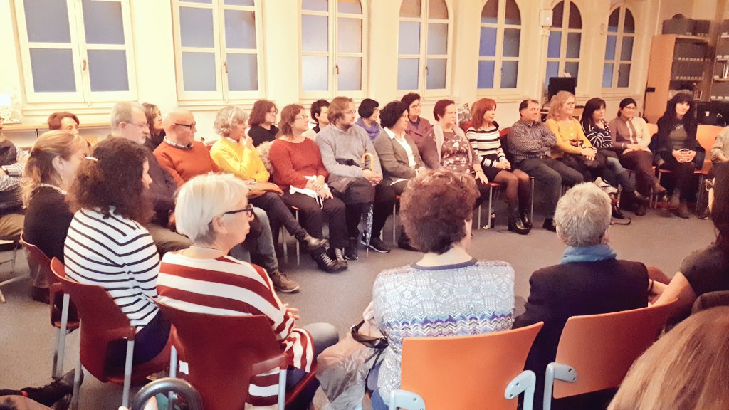 TeatreTeclaSmit's tweet photo. Totes son la #Colometa! Avui fem "plaça" a la @bibliotgn... L'obra de #Rodoreda més universal ens explica una història d'amor en el dur context de la #postguerra. @TGNcultura @bibliotequestgn @diaridtarragona @TGNdigital @OmniumTarragone @TGNRadio @RodoredaMerce @cultura_cat https://t.co/oXqxLu03Fl