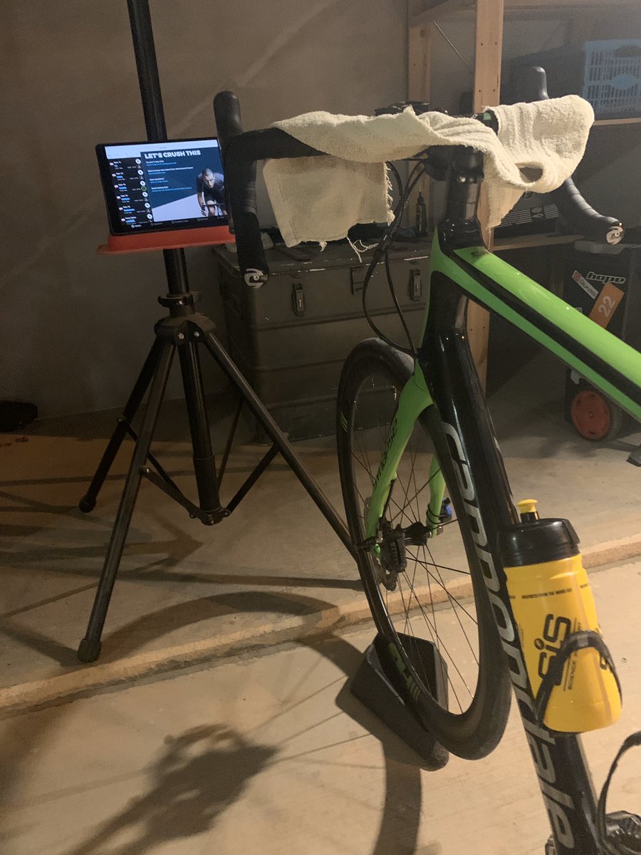 RoyLUFC's tweet photo. Only missed the #6amclub by 12 hrs today! So itโs the #6pmclub for a recovery turbo ride and managed 2km of walk/run on the road to recovery! @REDJanuaryUK @MindCharity @PoppyLegion #tribrun #raftri #coach #teamyonda https://t.co/B40V9celQg