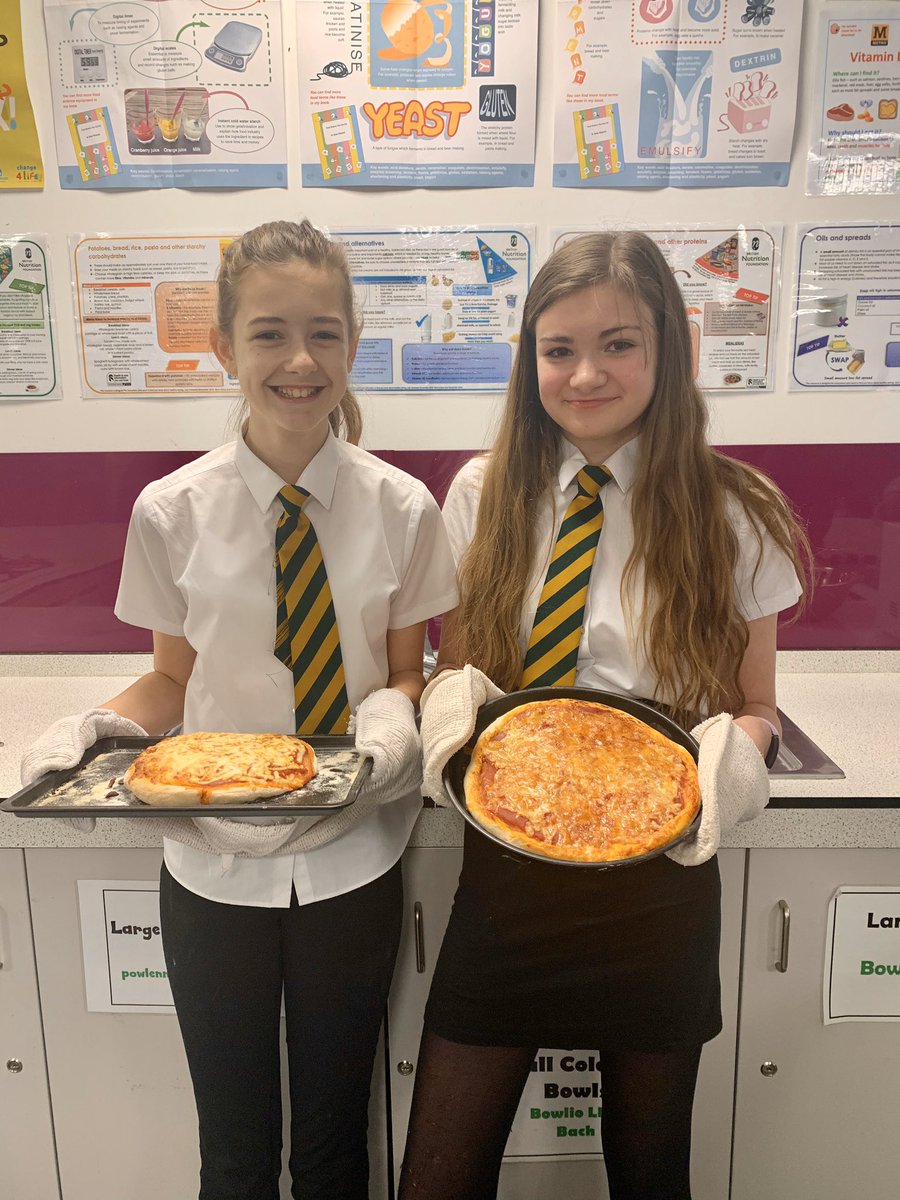 ArchbishopFood's tweet photo. Fantastic work Year 8 - Making pizzas from scratch today🍕 All the pizzas looked and smelt AMAZING!!🧀🍅🍍 #pizzamaking https://t.co/WUPMqNhfoz
