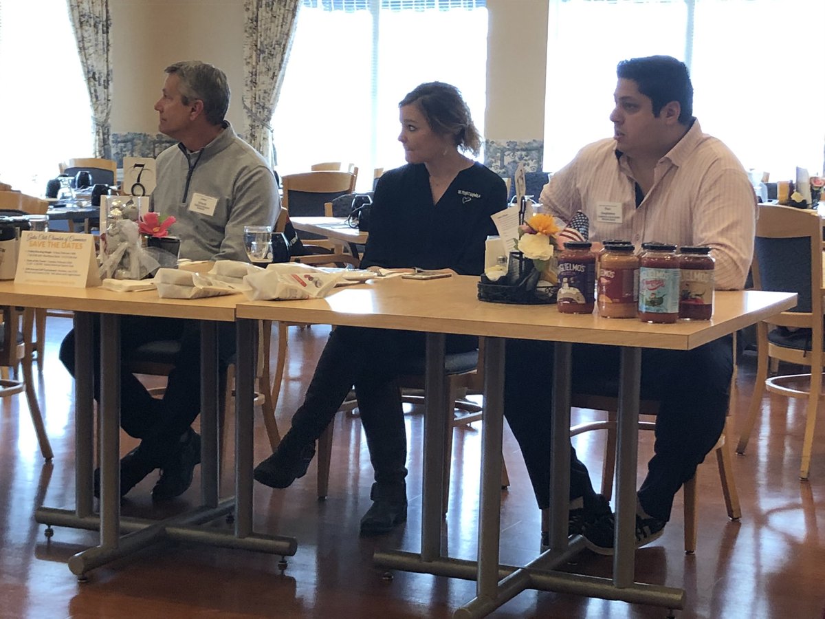 AnnetteBrenner's tweet photo. Great manufacturing discussion with some of Rochester’s best.  Thank you Gates Chili Chamber!  @perfectgranola @GuglielmoSauce @Rohrbachs .  @nextcorps works with manufacturers and startups... https://t.co/ElbRYk0CYQ