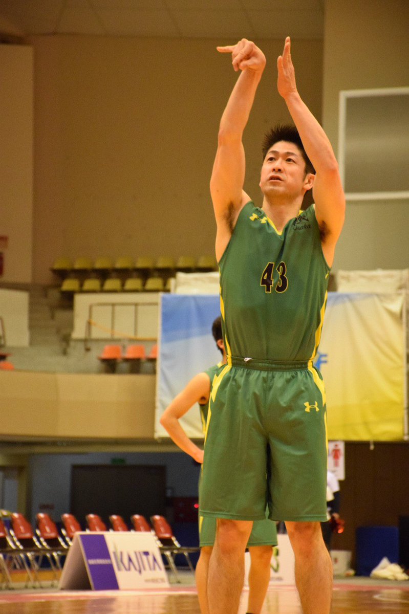 上田頼飛 腕の短い上田ですが平日の朝から21時までの間でバスケ混ぜてくれるところありませんか 男女混合でもなんでもオッケーです 大阪市内のスポーツセンターなら嬉しいです 大阪バスケ 誠family 新撰組バスケ 僧侶 T Co 3pkbof8rhy