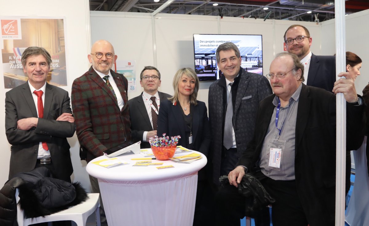 Inauguration du Salon #Urbest à #Metz ➡️ la Région #GrandEst accompagne les citoyens aux différentes transitions à l’œuvre dans notre société :
☑️transition #numérique
☑️transition #énergétique
☑️transition #sociétale

<a href="/JeanROTTNER/">Jean ROTTNER</a> <a href="/PatrickThil/">Patrick Thil</a>