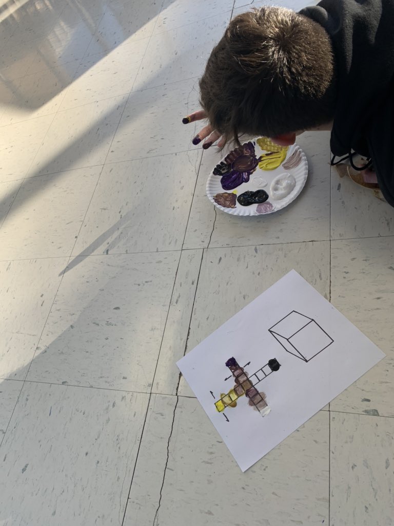 mskateglass's tweet photo. Thank you @bwellstheatre for having me into Humanities so I can get my painting skills on! So  fun to connect with your kids as they begin self-portrait work! @District214 @BGHSPrincipal @jmaraldo @honorthereaders #onebg #214Learns #BGenius https://t.co/R2OgwR8Z4j