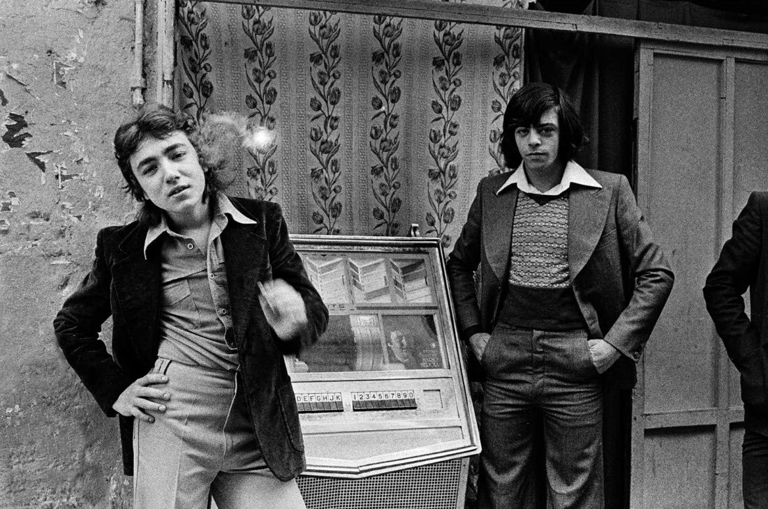 rexberkhamsted's tweet photo. Letizia Battaglia’s photography 🎞 

“In #ShootingtheMafia, filmmaker Kim Longinotto documents the life and work of the seminal photographer, whose unsettling yet beautiful images were instrumental in dismantling the romantic narrative painted of the Mafia” @Dazed 

On tonight! https://t.co/Ryf2HC6XNE