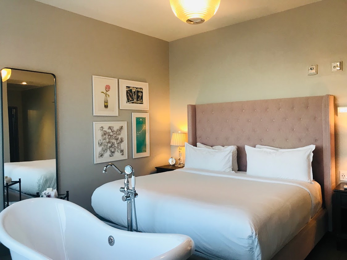 always5star's tweet photo. #5Startip🌟: SAVE Big on a #LuxuryHotel in 2020! The secret? Use points plus cash! I have the EZ #TravelTips to help!
How? https://t.co/1DTpQ9Ow5d
@HyattConcierge @Hyatt
🌟🌟🌟🌟🌟
#WorldofHyatt #TravelTuesday #Travel #LuxuryTravel https://t.co/HKjuDkpF8x